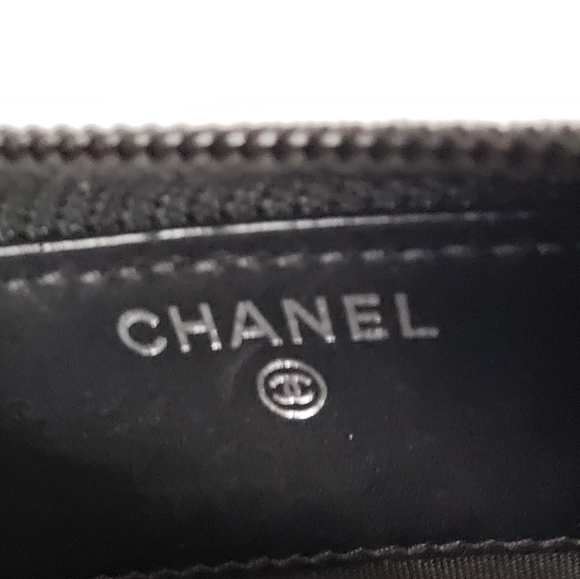 Chanel Zip around long wallet - Picture 6 of 9